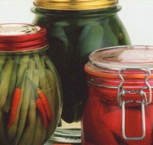 Стерилизация и закатывание банок