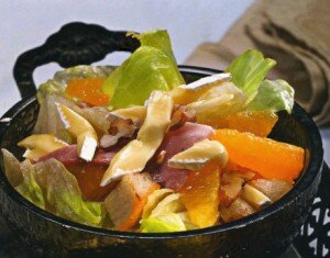 Салат с сыром и ветчиной